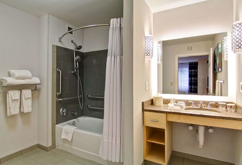 فندق Homewood Suites By Hilton Stratford