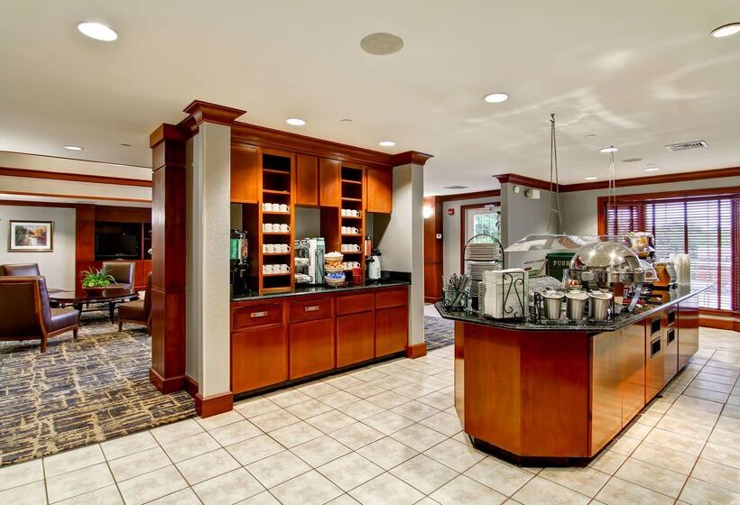 فندق Homewood Suites By Hilton Stratford