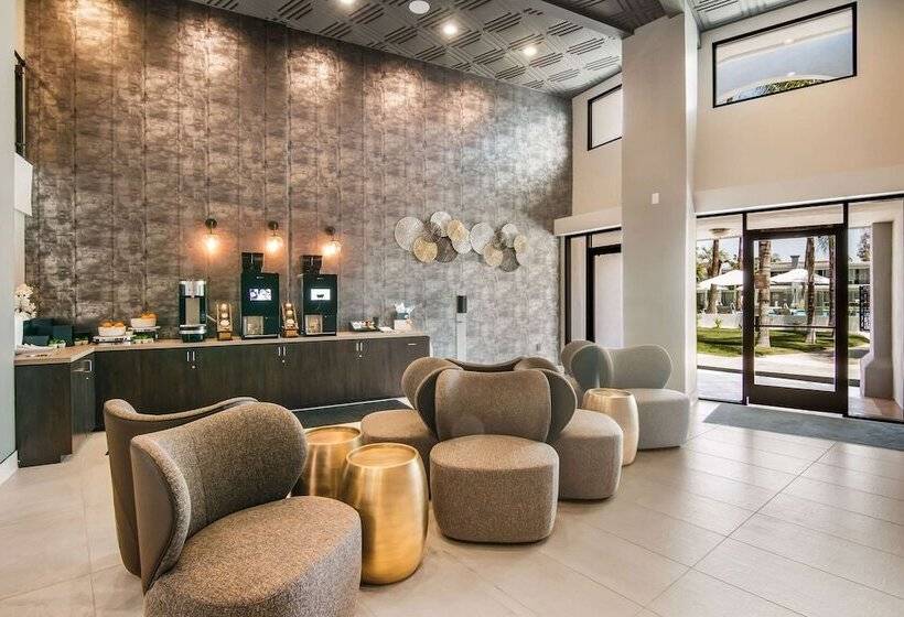 Hourglass Hotel, Ascend Hotel Collection