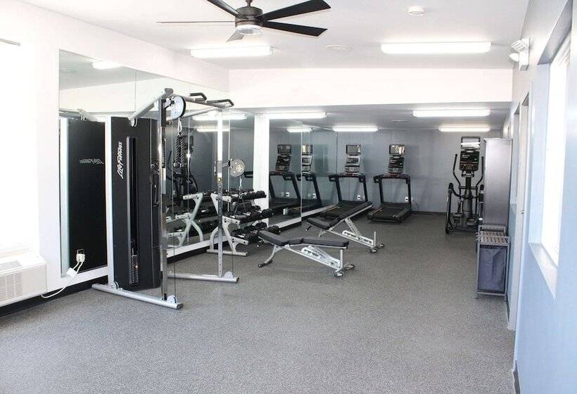 Hourglass Hotel, Ascend Hotel Collection