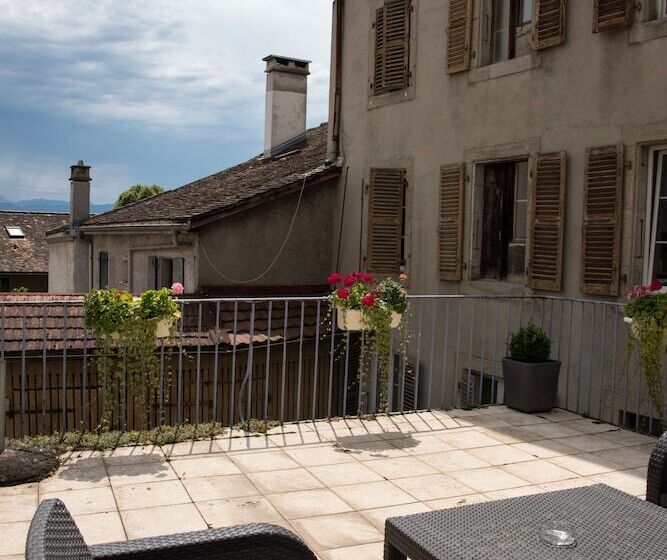 Отель Hôtel De L'ange