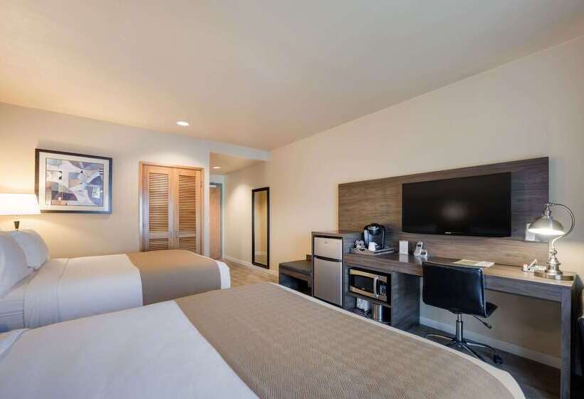 Inn At Port Gardner Everett Waterfront, Ascend Hotel Collection