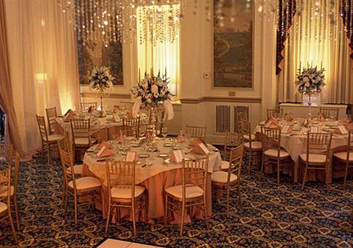 Отель Inn On Broadway