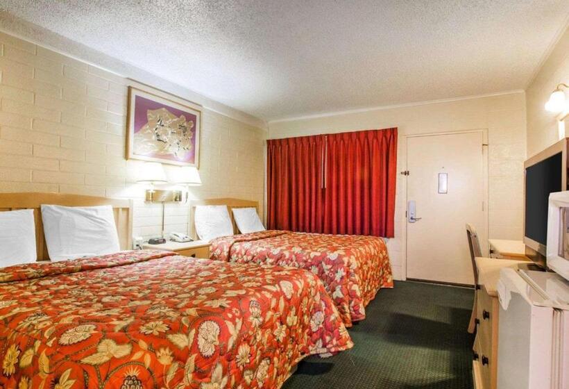 Отель Jefferson Inn