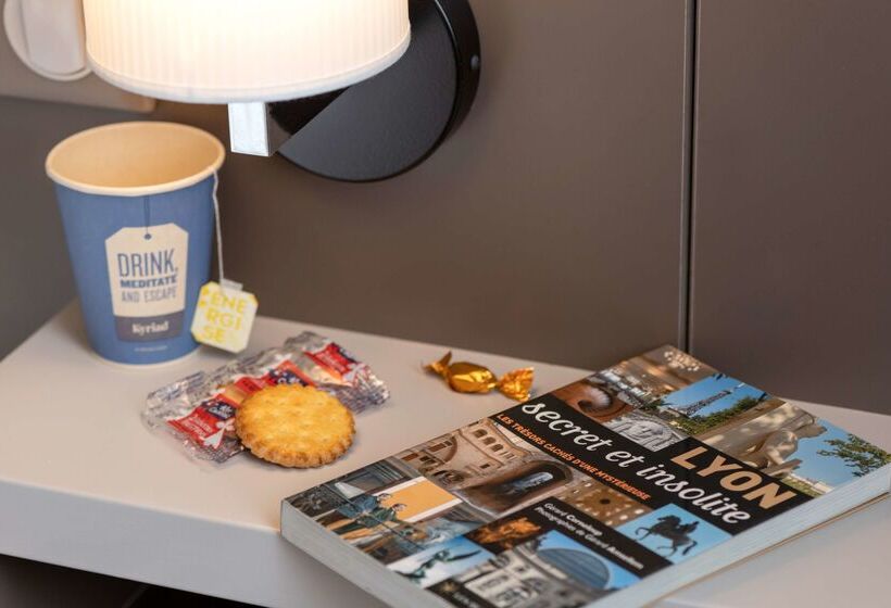 Kyriad Hotel Lyon Givors