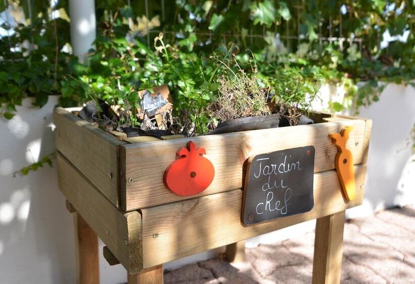 Kyriad Hotel Lyon Givors