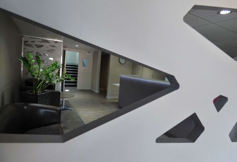 酒店 Kyriad Marseille Est   Aubagne Gémenos