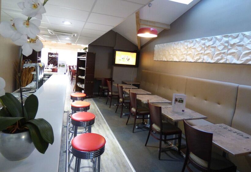 酒店 Kyriad Marseille Est   Aubagne Gémenos