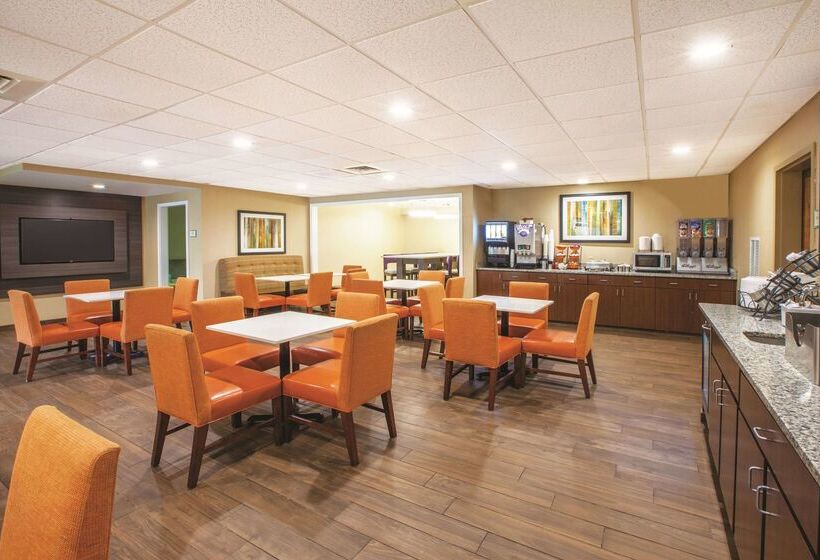 ホテル La Quinta By Wyndham Mechanicsburg Harrisburg