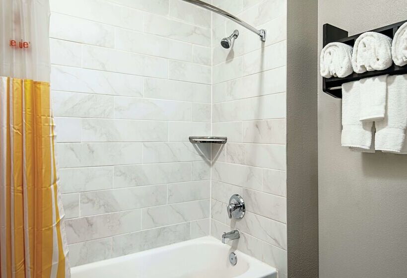 فندق La Quinta Inn By Wyndham Livermore