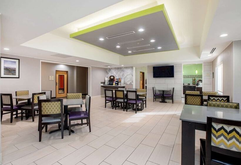 فندق La Quinta Inn By Wyndham Livermore
