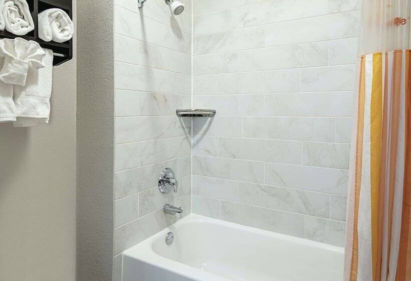 Отель La Quinta Inn By Wyndham Livermore