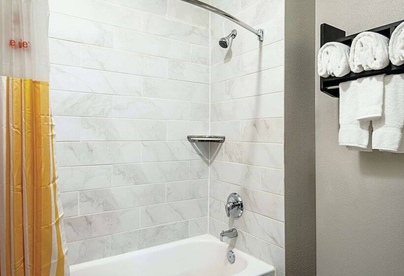 فندق La Quinta Inn By Wyndham Livermore