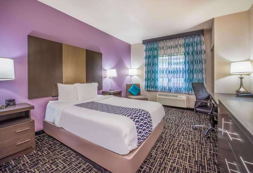 호텔 La Quinta Inn & Suites By Wyndham Fairborn Wright Patterson