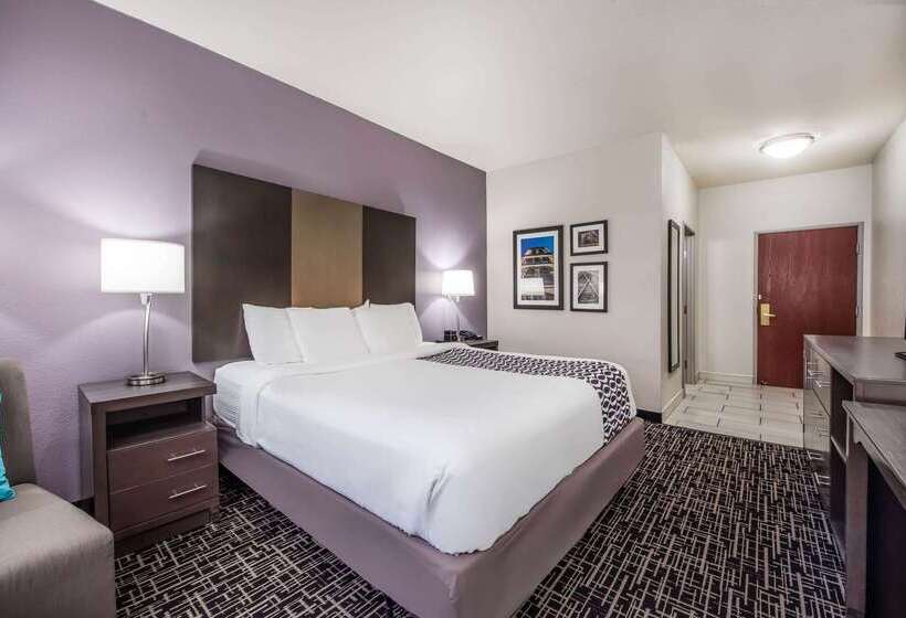 호텔 La Quinta Inn & Suites By Wyndham Fairborn Wright Patterson