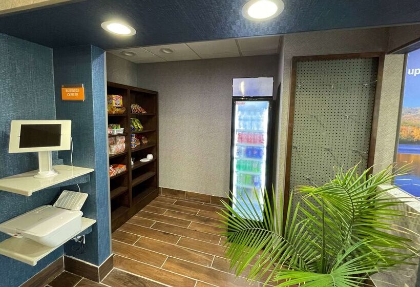 فندق La Quinta Inn & Suites By Wyndham Fayetteville I 95