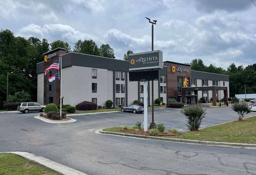 فندق La Quinta Inn & Suites By Wyndham Fayetteville I 95