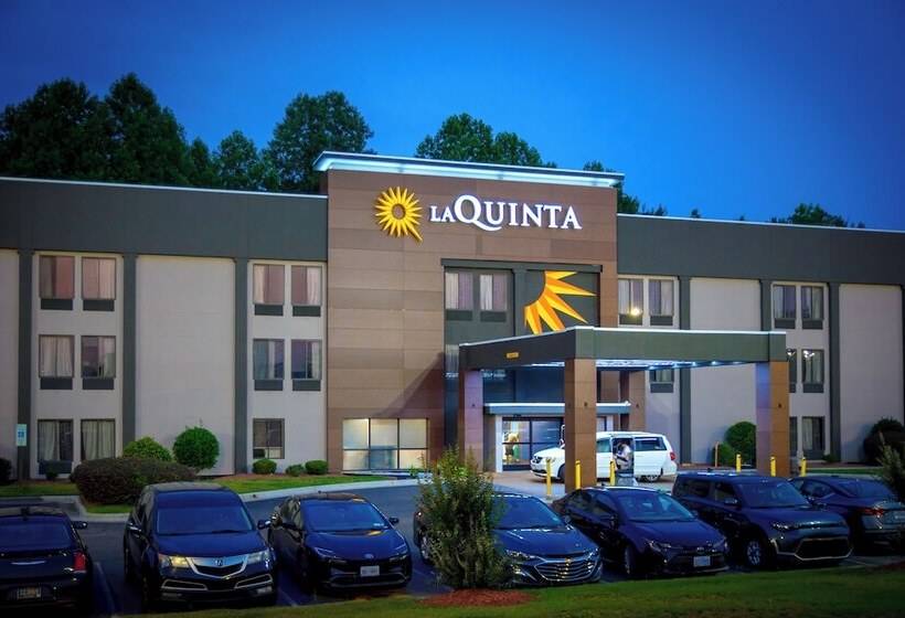 فندق La Quinta Inn & Suites By Wyndham Fayetteville I 95