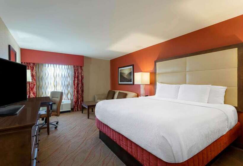 هتل La Quinta By Wyndham Pigeon Forge