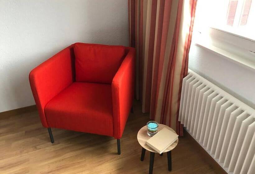 فندق Les Rives Du Doubs