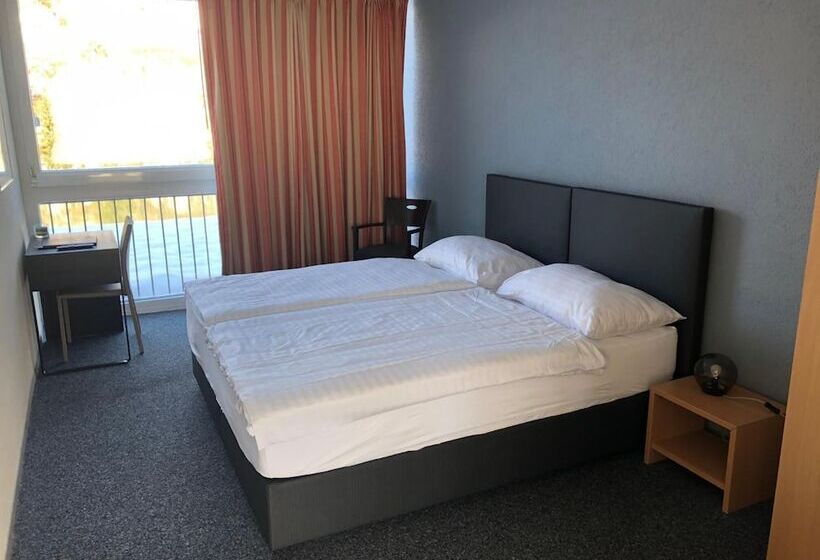 فندق Les Rives Du Doubs