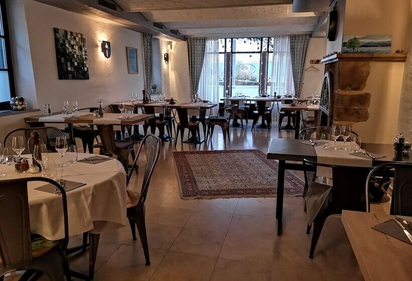 Отель L'hôtel By Hostellerie Du Château