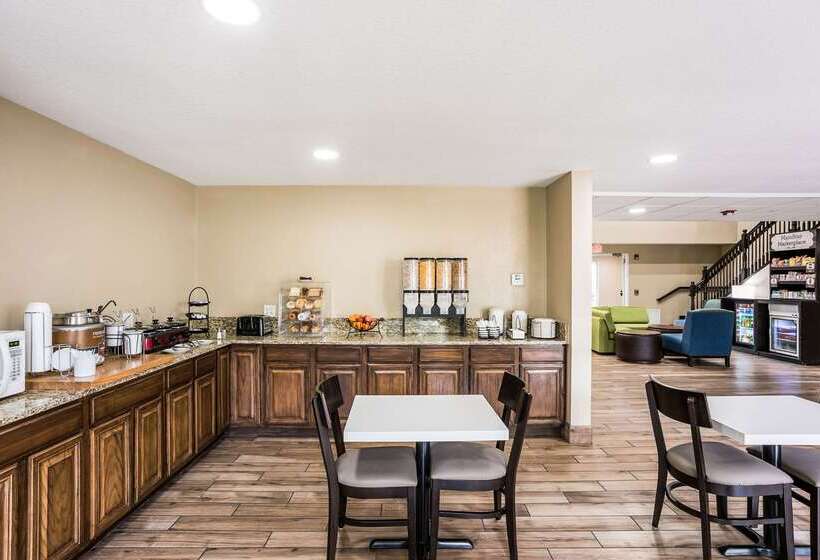 هتل Mainstay Suites Cedar Rapids North  Marion