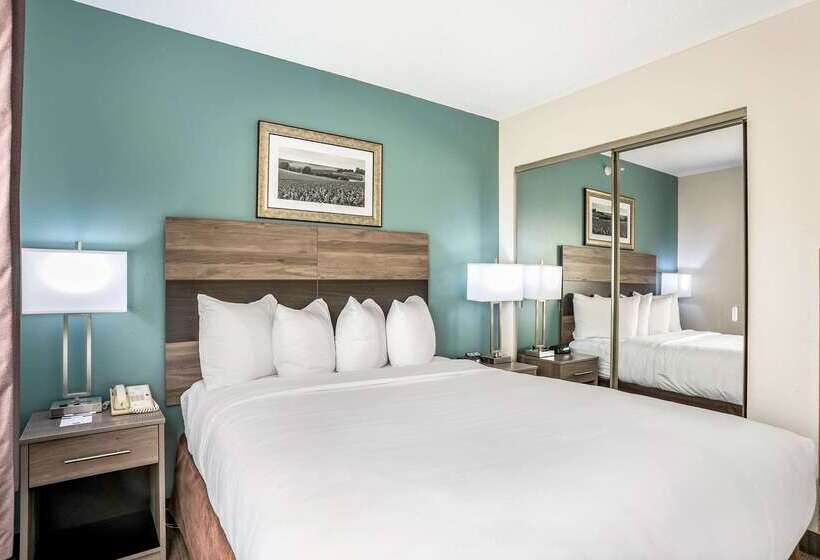 هتل Mainstay Suites Cedar Rapids North  Marion