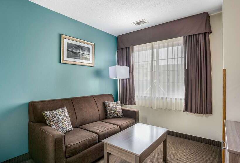 בית מלון כפרי Mainstay Suites Cedar Rapids North  Marion