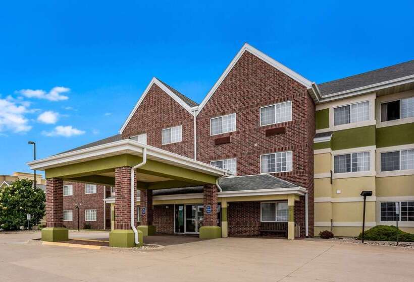 בית מלון כפרי Mainstay Suites Cedar Rapids North  Marion