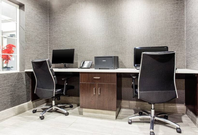 فندق Mainstay Suites Greenville Airport