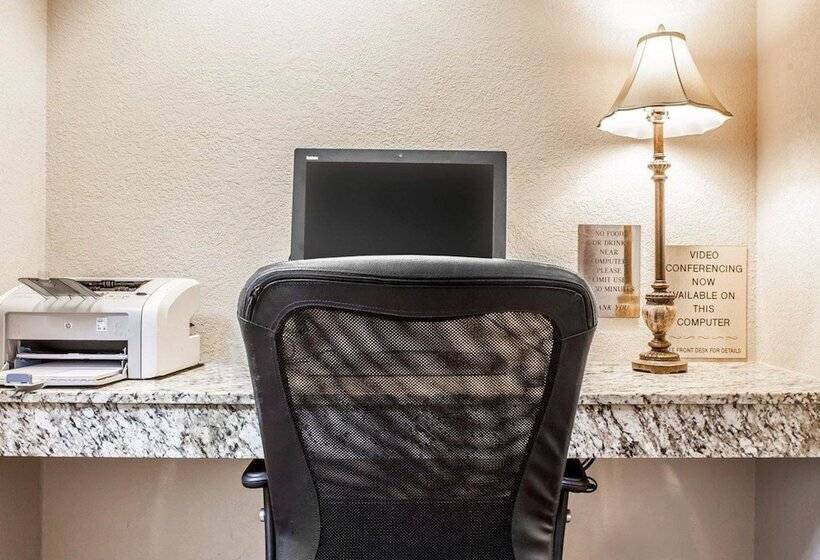 호텔 Mainstay Suites Knoxville Airport