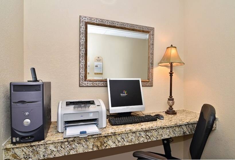 호텔 Mainstay Suites Knoxville Airport