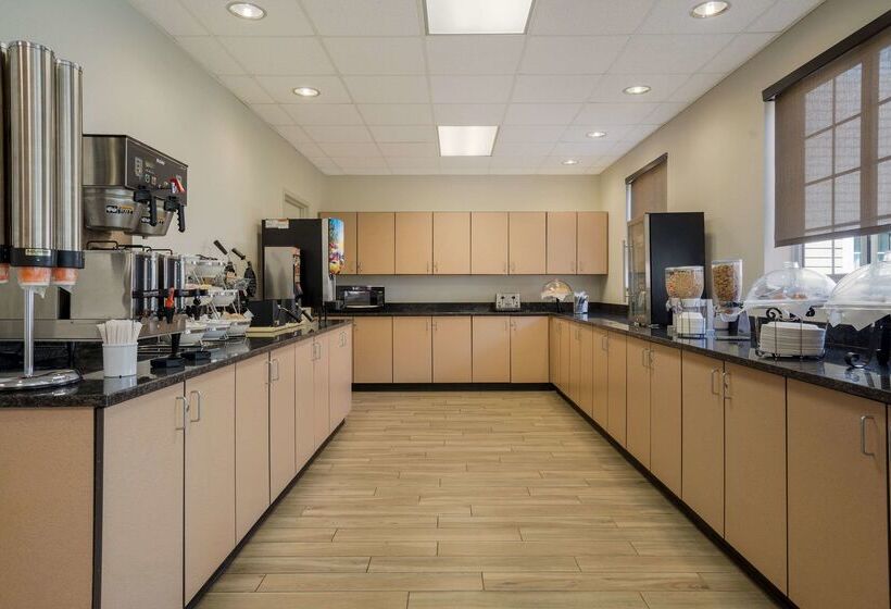 هتل Mainstay Suites Wilmington   University Area