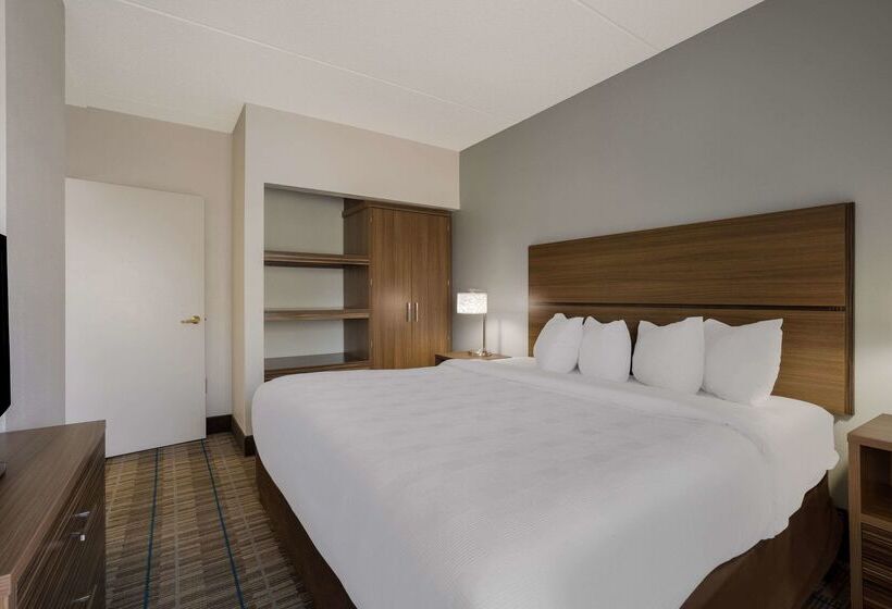 בית מלון כפרי Mainstay Suites Wilmington   University Area