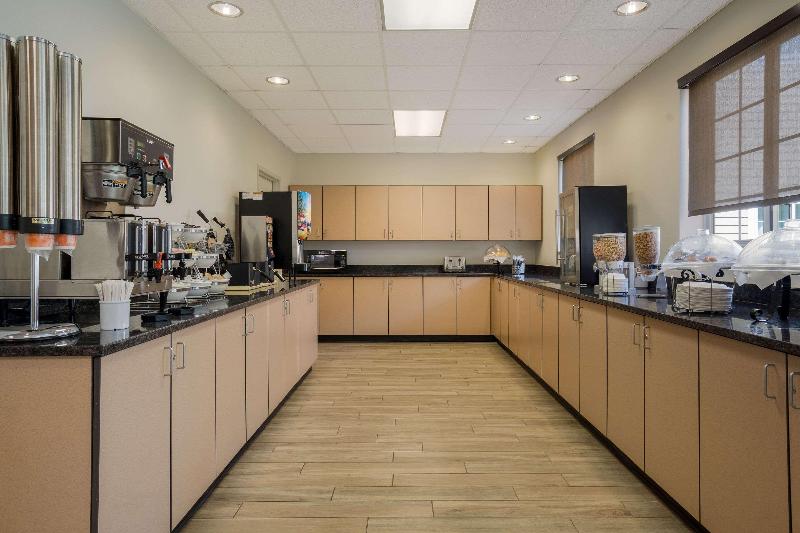 هتل Mainstay Suites Wilmington   University Area