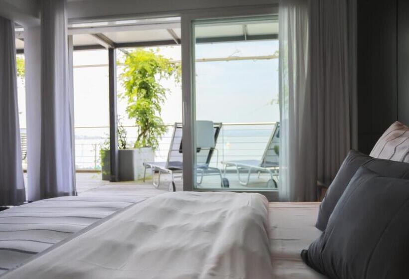 בית מלון כפרי Marina Lachen