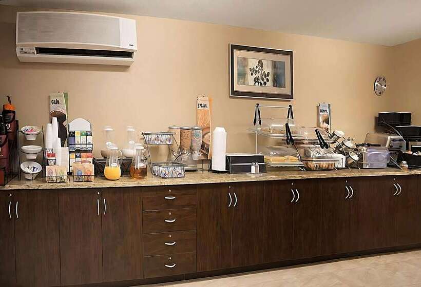 בית מלון כפרי Sleep Inn Marion   Cedar Rapids