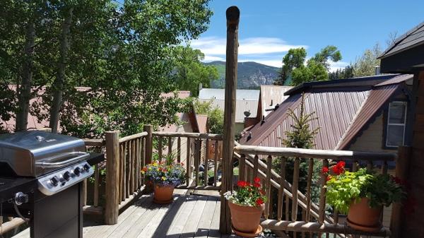 בית מלון כפרי Minturn Inn