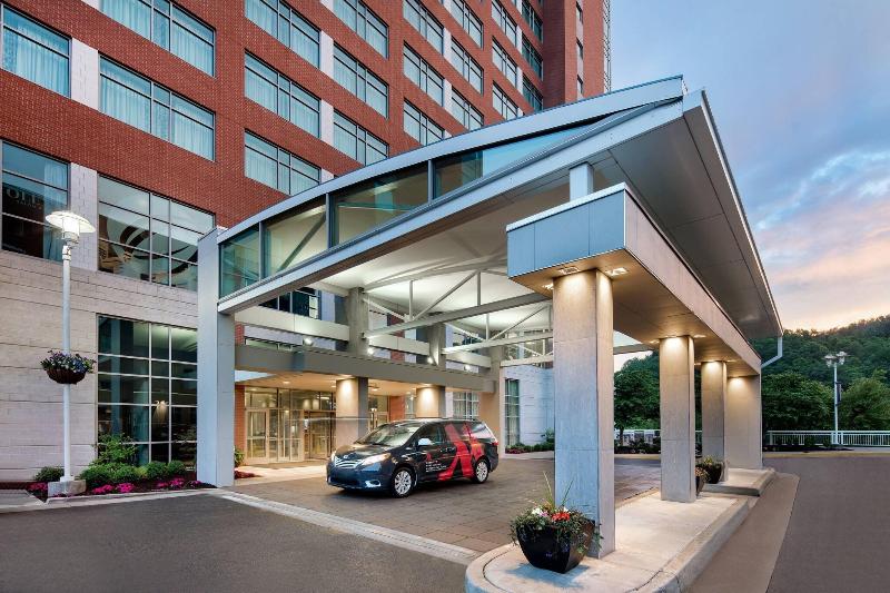 Отель Morgantown Marriott At Waterfront Place