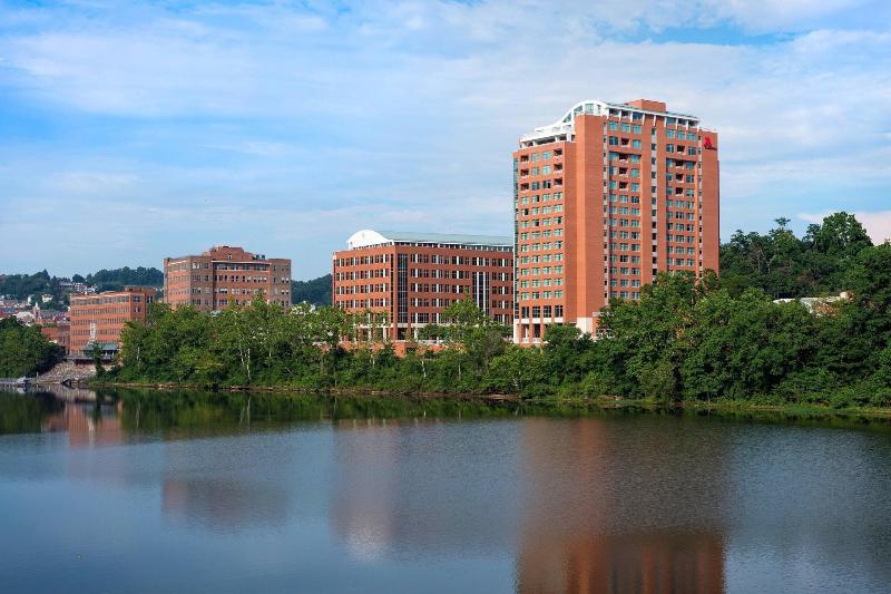 Отель Morgantown Marriott At Waterfront Place