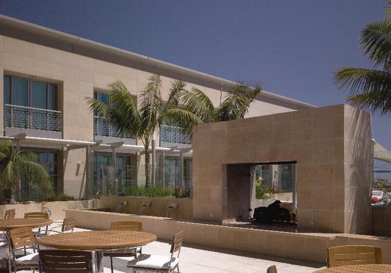 ホテル Omni San Diego