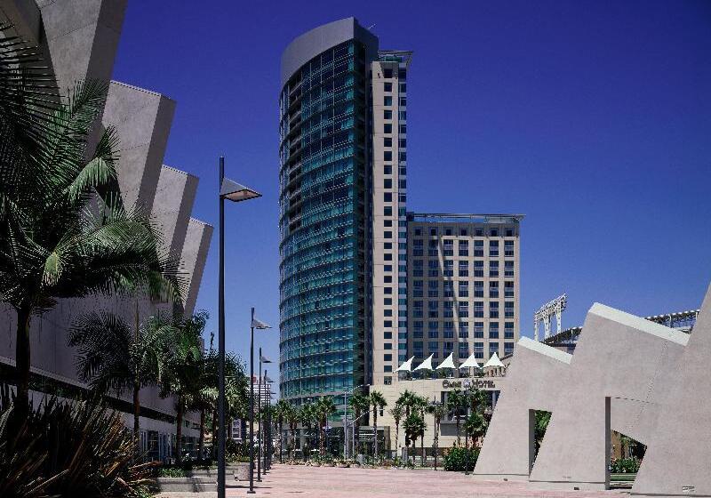 ホテル Omni San Diego
