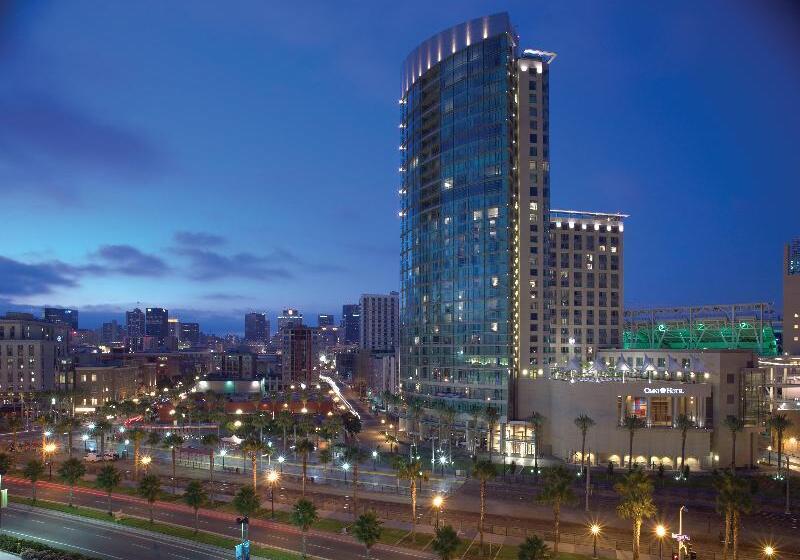 ホテル Omni San Diego
