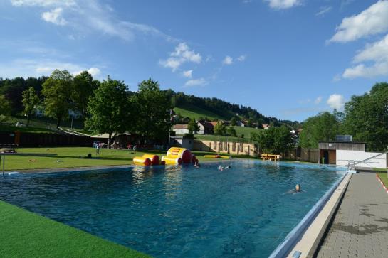 فندق Pension Alpenrosli