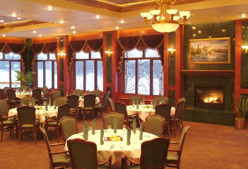 فندق Pike S Waterfront Lodge