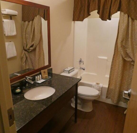 فندق Pike S Waterfront Lodge