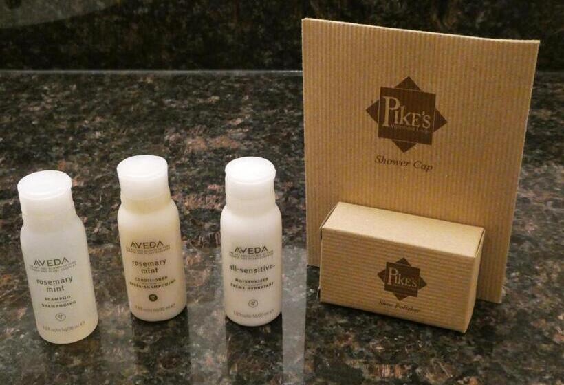 فندق Pike S Waterfront Lodge