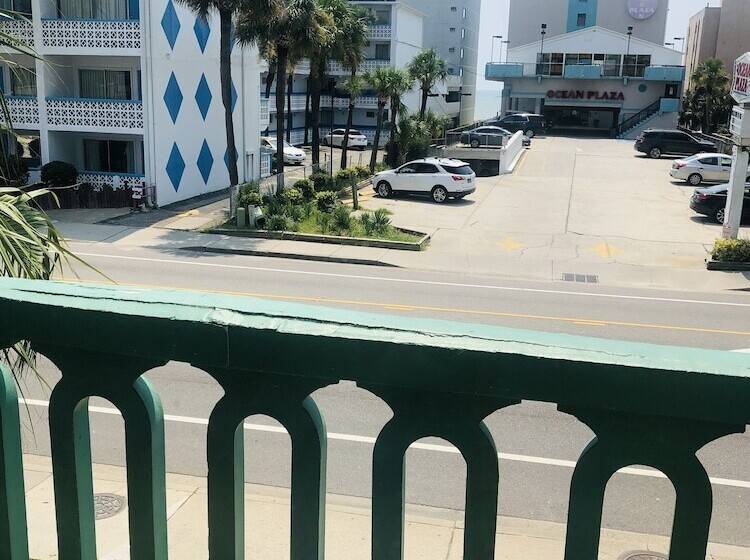 فندق Quail Inn & Suites