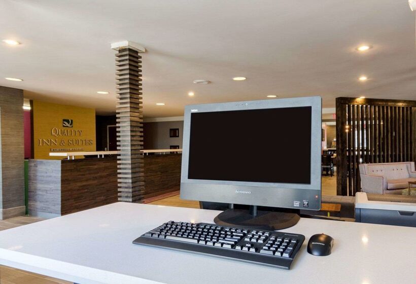 בית מלון כפרי Quality Inn & Suites Ashland Near Kings Dominion